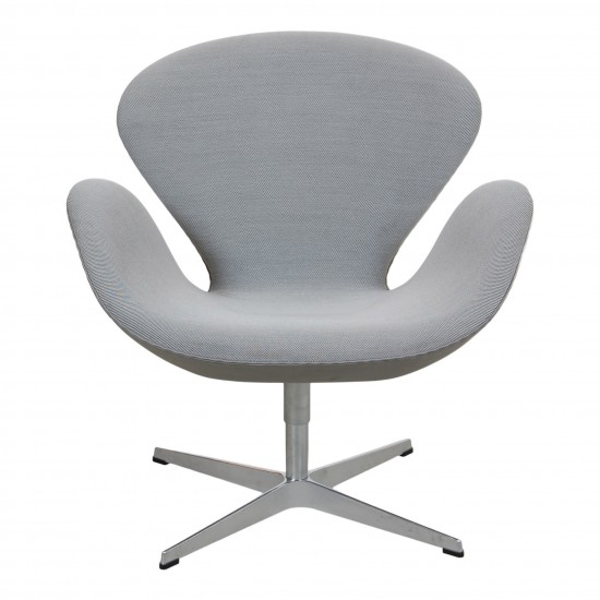 Arne Jacobsen Svane stol i originalt gr m bel stof gr l der p